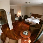 Kaiserhof Am Dom Hotel