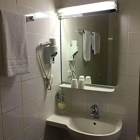Hotel Kaiserhof Am Dom 3*
