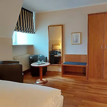 Hotel Kaiserhof Am Dom Regensburg